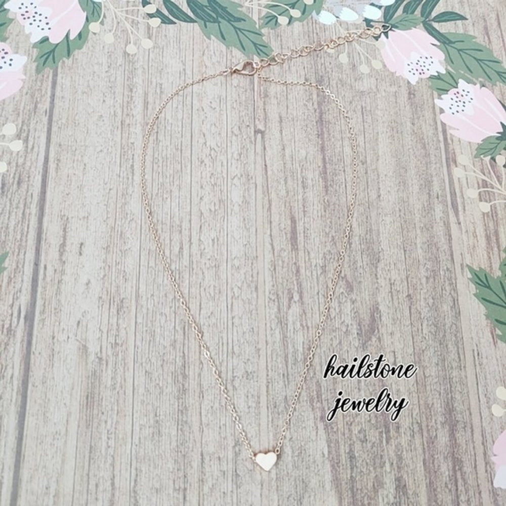 Dainty Heart Necklace (Silver) - Picture 4 of 5
